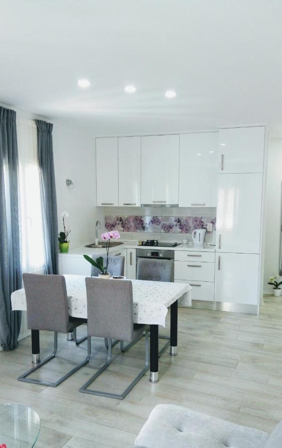 Apartment Davorka Makarska Luaran gambar